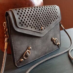 🌺CUTE Vegan Faux Leather Gray Laser Cut Embossed Flap-Over Crossbody Purse NWOT